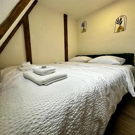 Old Town A Frame Сasa de vacaciones Ivisovo Greblje